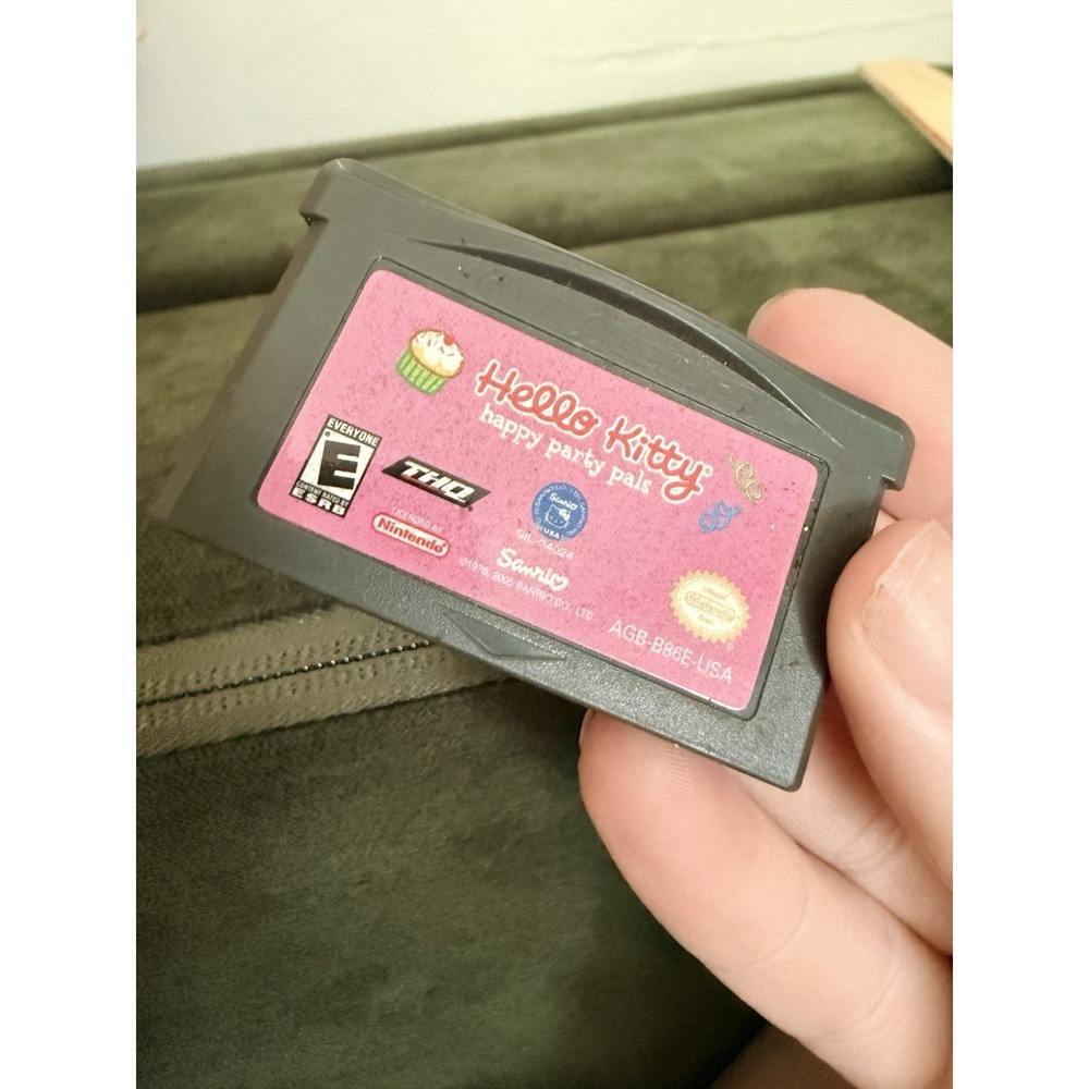Hello Kitty: Happy Party Pals (Nintendo Game Boy Advance, 2005) Authentic